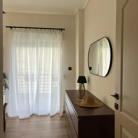 My Place Νέοι Επιβάτες