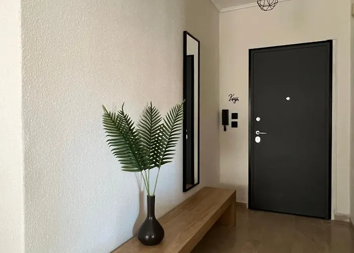 My Place نيوي إيبيفاتاي